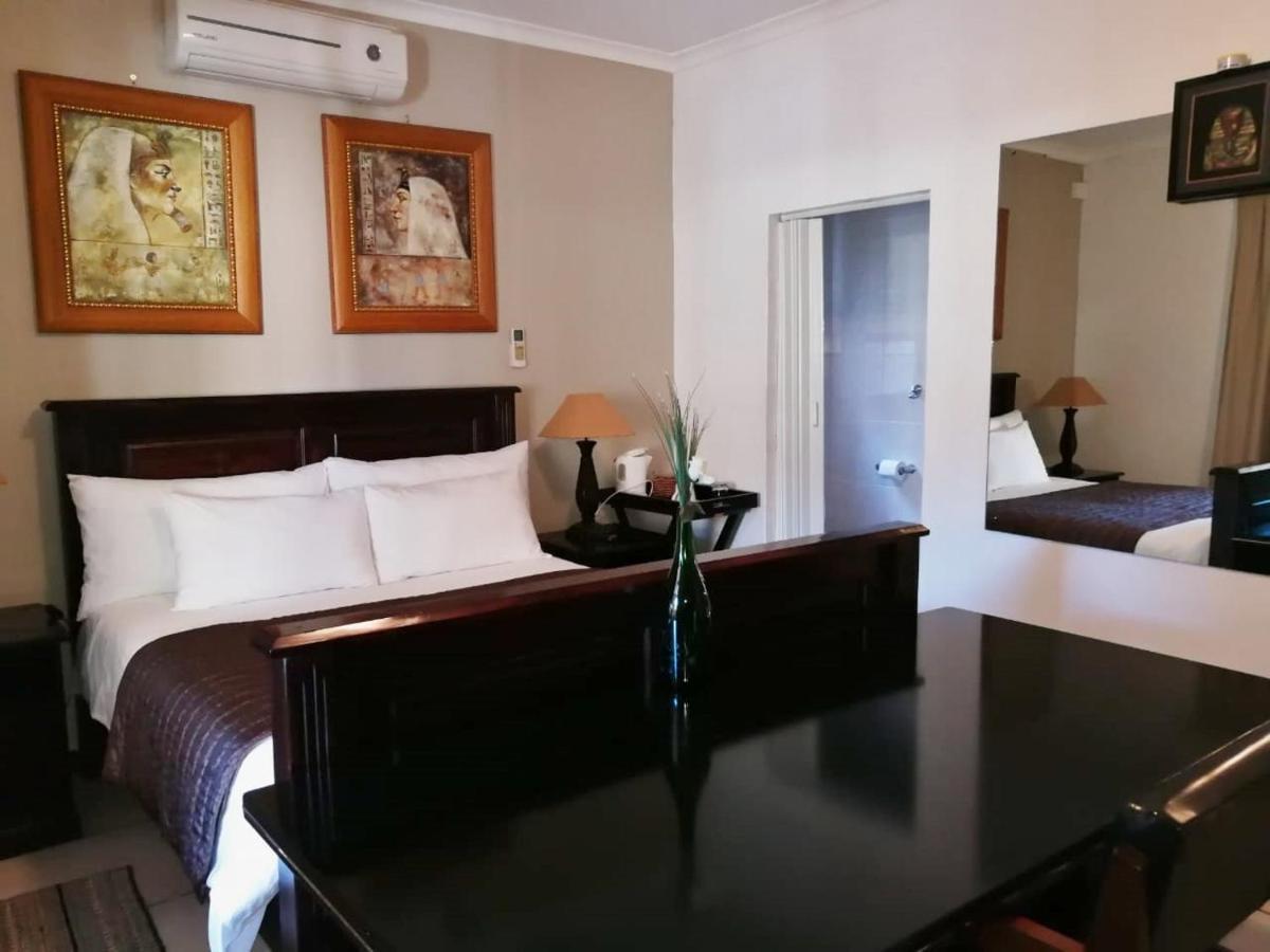 Sunset Boulevard Riverlodge Парл Екстер'єр фото